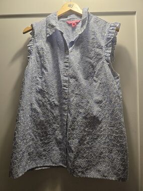 Lilly Pulitzer Blue Eyelet Sleeveless Button-Front Top